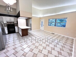 44 Billingsley Dr in Bella Vista, AR - Building Photo - Building Photo