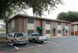 Atrium Gardens At Fielder Road Apartments