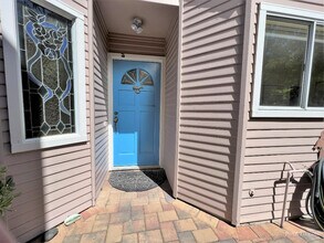 606 Bridgeport Ln in Foster City, CA - Building Photo - Building Photo