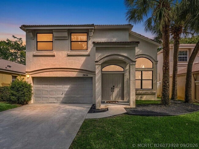 property at 7834 Oak Grove Cir