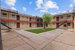 Sierra Ridge in Odessa, TX - Building Photo