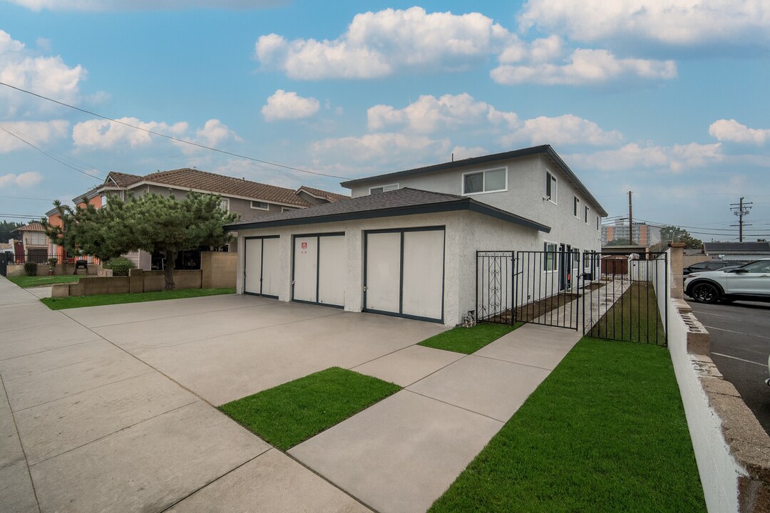 11972 Walnut St in Norwalk, CA - Building Photo