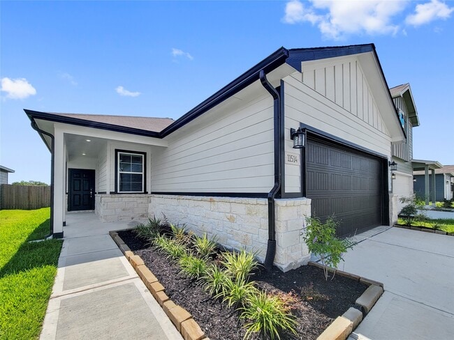 property at 11514 Prosperity Dr