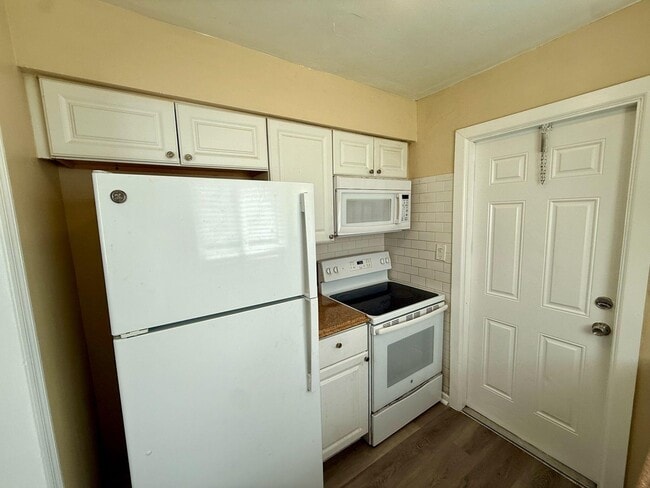 2961 NE 7th Ave in Pompano Beach, FL - Foto de edificio - Building Photo