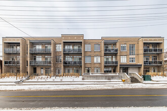 682 Churchill Ave N in Ottawa, ON - Building Photo - Building Photo