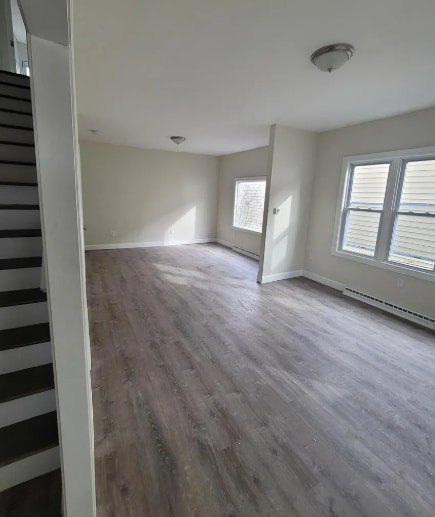 8 Main St in Pennsville, NJ - Foto de edificio - Building Photo