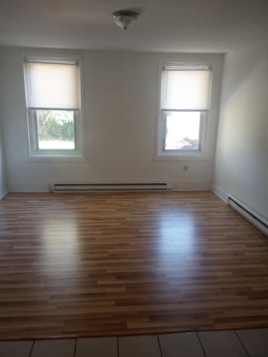 31xx W Euclid Ave in Philadelphia, PA - Building Photo