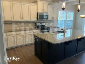 1793 Pinnacle Oaks Dr in Rural Hall, NC - Building Photo - Building Photo