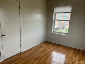 1 W 28th St in Indianapolis, IN - Building Photo - Building Photo