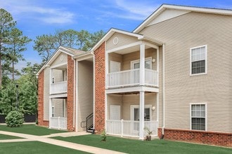Park at Lemoyne in D'Iberville, MS - Building Photo - Building Photo