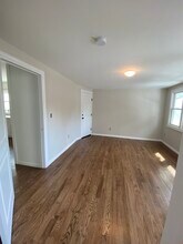 144 Montgomery St in Bloomfield, NJ - Building Photo - Building Photo
