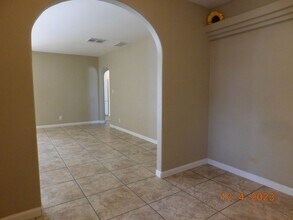 219 Larkspur St in Ridgecrest, CA - Building Photo - Building Photo