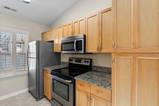 3817 Clearwood Ct in Virginia Beach, VA - Building Photo - Building Photo