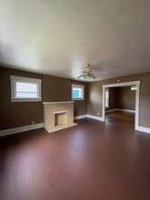 430 Hazlett Ave NW in Canton, OH - Building Photo - Building Photo