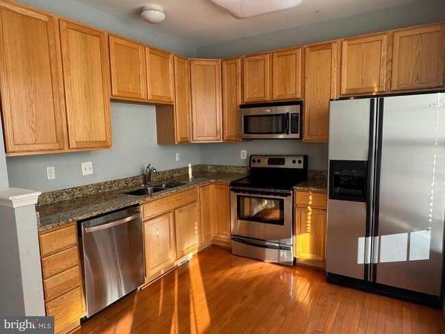 9441 Birdhouse Cir in Columbia, MD - Building Photo - Building Photo