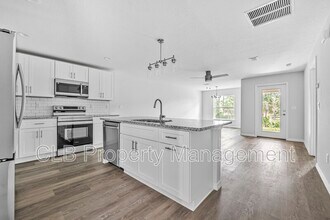 43 Pony Express Dr in Palm Coast, FL - Building Photo - Building Photo