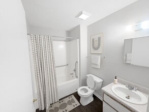 Eagles Nest Apartments in Carrollton, GA - Foto de edificio - Building Photo