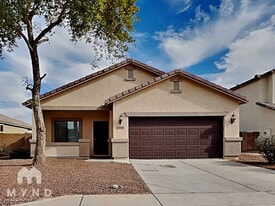 6315 S 25th Dr in Phoenix, AZ - Building Photo