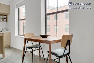 2101 Champlain St NW in Washington, DC - Building Photo - Building Photo