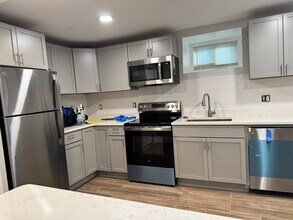 24 W Tremlett St in Boston, MA - Building Photo - Building Photo