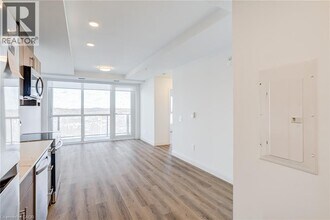 1333 Weber St E in Kitchener, ON - Building Photo - Building Photo