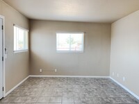 419 S Sanders St in Ridgecrest, CA - Building Photo - Building Photo