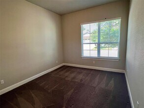 4605 Collins St in Round Rock, TX - Building Photo - Building Photo