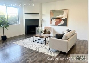 8526 Cashio St in Los Angeles, CA - Building Photo - Building Photo