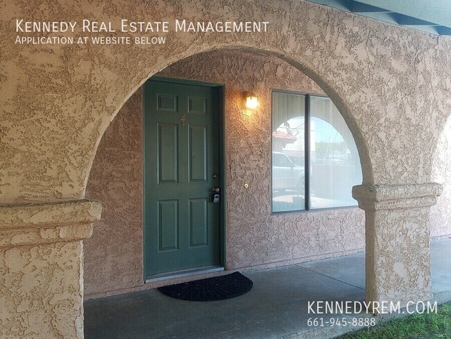 1738 W Ave J in Lancaster, CA - Building Photo - Building Photo