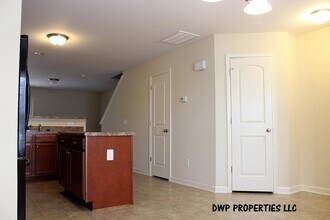 4245 Youngstown Dr in Greensboro, NC - Building Photo - Building Photo