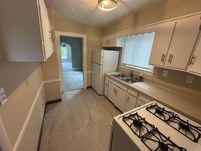 2886 Norwood St in Cuyahoga Falls, OH - Building Photo - Building Photo