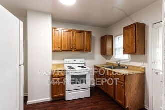 1207-1209 S Roosevelt Dr in Evansville, IN - Building Photo - Building Photo
