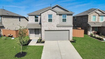10410 Birds Nest Dr in Beasley, TX - Building Photo