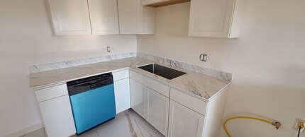 835 Ashland Ave in Santa Monica, CA - Building Photo - Building Photo