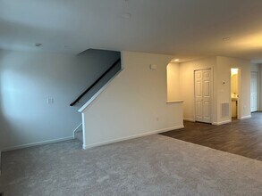 6 Kenzie Way in Carlisle, PA - Building Photo - Building Photo