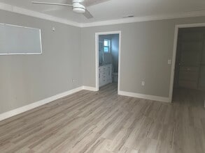 7280 60th Ave N in St. Petersburg, FL - Building Photo - Building Photo