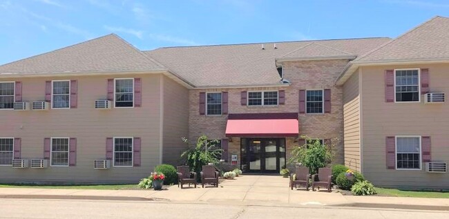Prestwick Senior Living in Galena, IL - Building Photo - Building Photo