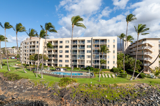 Royal Mauian Condos in Kihei, HI - Building Photo - Building Photo