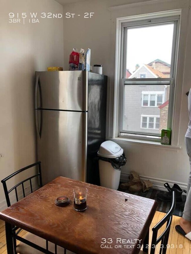 915 W 32nd St-Unit -2F in Chicago, IL - Building Photo - Building Photo