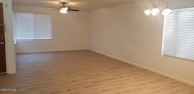 2001 W Summit Pl in Chandler, AZ - Building Photo - Building Photo