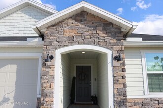 7223 Hawkes Bnd St in Jacksonville, FL - Building Photo - Building Photo