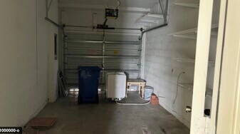 274 River Bluff Ln in Royal Palm Beach, FL - Building Photo