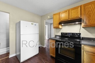 239 S Rural St in Indianapolis, IN - Building Photo - Building Photo