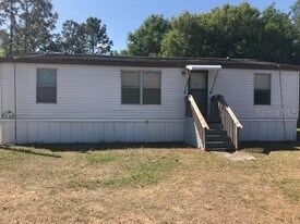 9200 Salem Rd in St. Cloud, FL - Building Photo