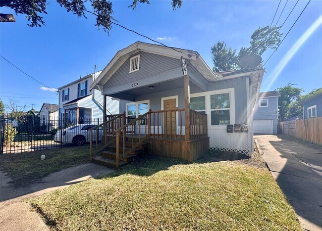 5224 Leeland St in Houston, TX - Foto de edificio - Building Photo