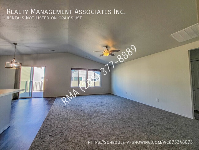 13234 S Catawba River Ave in Nampa, ID - Foto de edificio - Building Photo