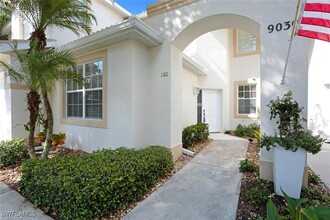 9030 Las Maderas Dr in Bonita Springs, FL - Building Photo - Building Photo