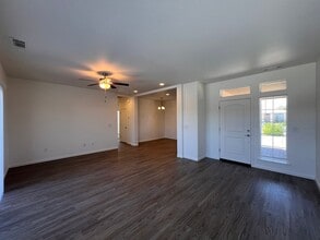 2226 Windrow Dr in Fernley, NV - Building Photo - Building Photo