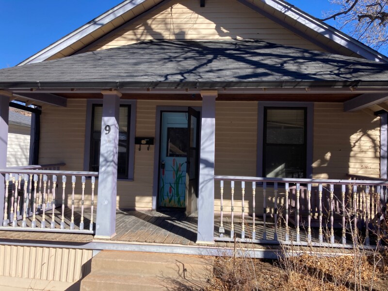 9 Elk Path in Manitou Springs, CO - Building Photo