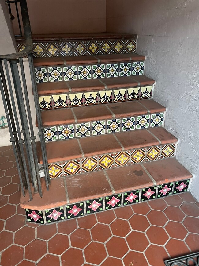 616 Magnolia Ave, Unit 616MagnoliaAveUnitC in Long Beach, CA - Building Photo - Building Photo